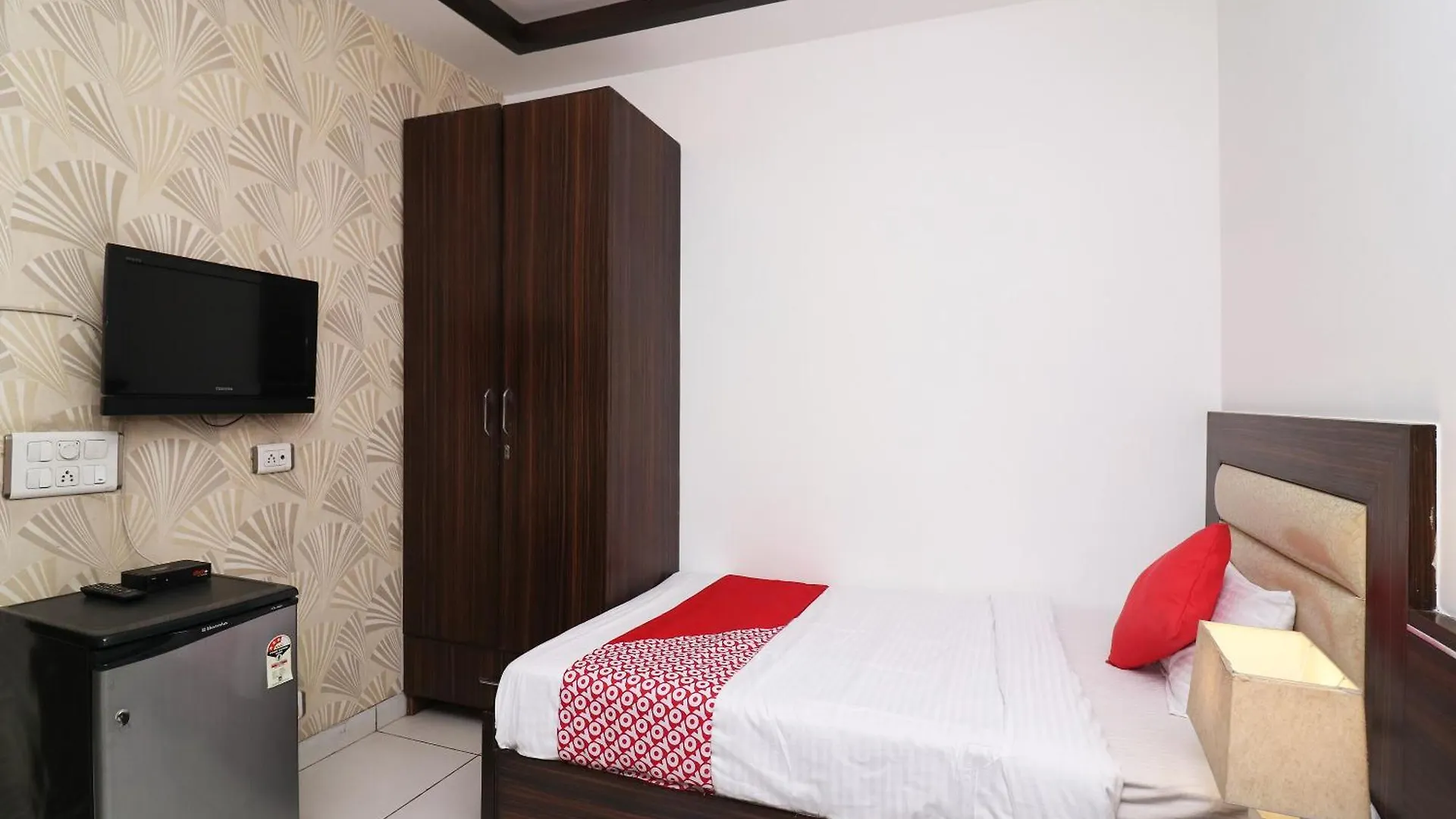 Wonderland Inn Near Aravali Biodiversity Park Gurgaon