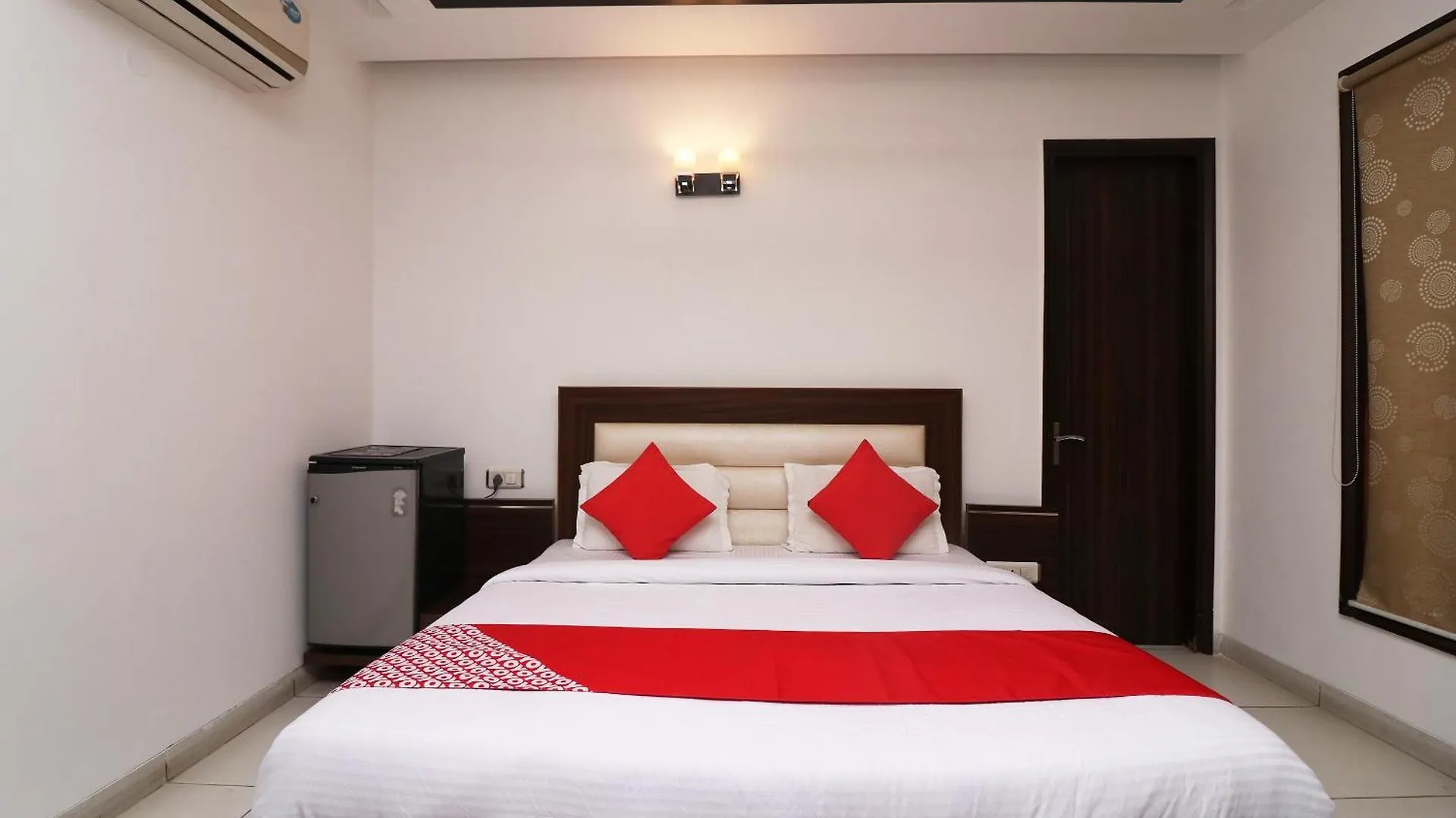 Hotel Wonderland Inn Near Aravali Biodiversity Park Gurgaon